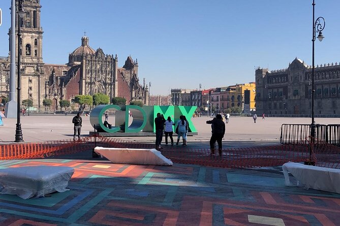 PRIVATE TOUR Historic Center, Xochimilco, Coyoacan and San Angel. - From Aztec canals to Mexico City’s grand center