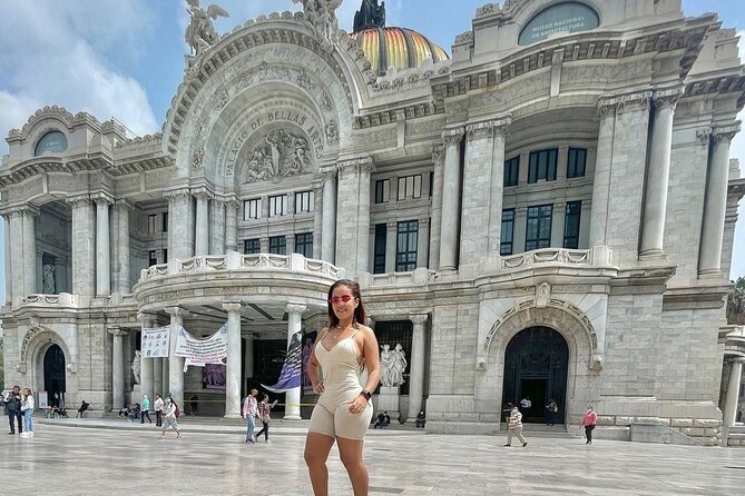 Private Tour in the Historic Center of CDMX with Local Guide - Bellas Artes brings art and architecture together