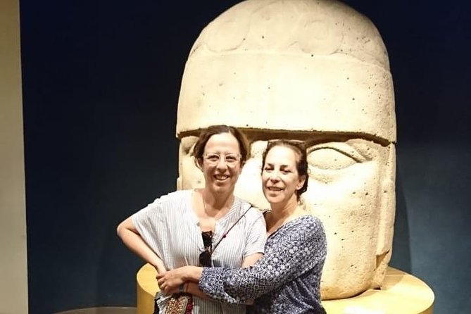 Private Tour Museum of Anthropology and Chapultepec Castle. - The guides make the difference