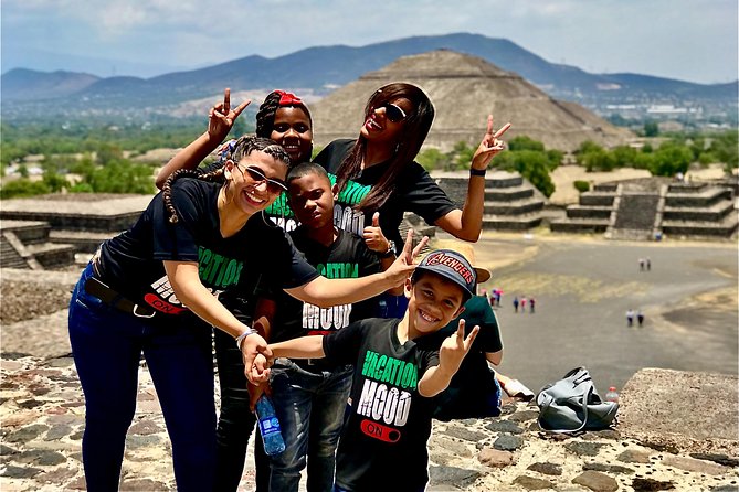 Private Tour: Pyramids of Teotihuacan, Tlatelolco & Basílic of Guadalupe - The climb, heat, and practical side of Teotihuacan