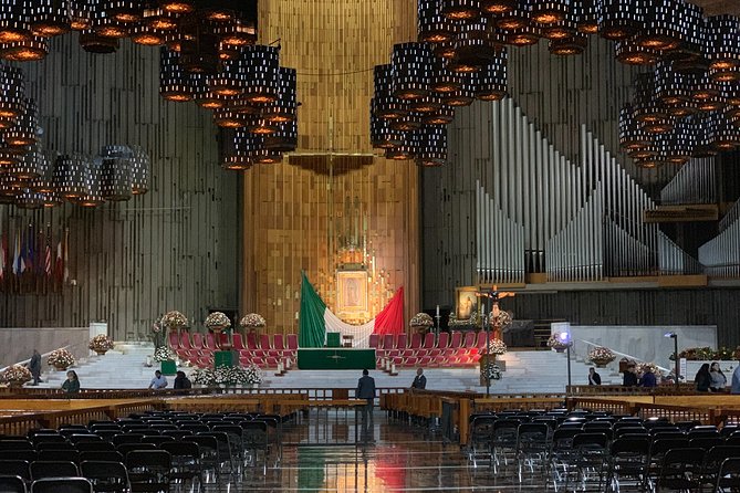 Private Tour: Pyramids of Teotihuacan, Tlatelolco & Basílic of Guadalupe - Booking details that affect the day