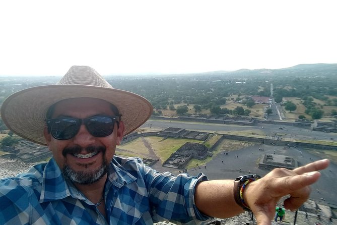 Private tour: Teotihuacan and Centro Historico - Teotihuacan: one hour among monumental ruins