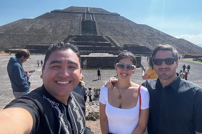 Private Tour: Teotihuacán/Basílica de Guadalupe Hotel Pick Up - Spending four hours at Teotihuacán