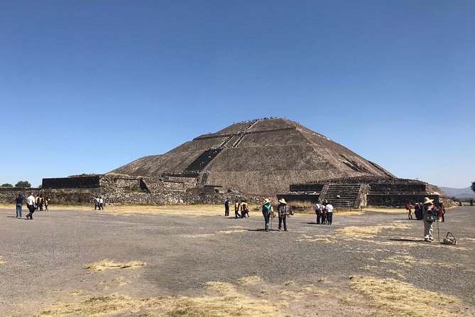 Private Tour Teotihuacan Pyramids & Basilica of Guadalupe - Lunch, admissions, and what the price really covers