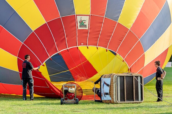 Private Tour: Teotihuacan Pyramids Hot Air Balloon Ride - Landing, wine, and the flight certificate