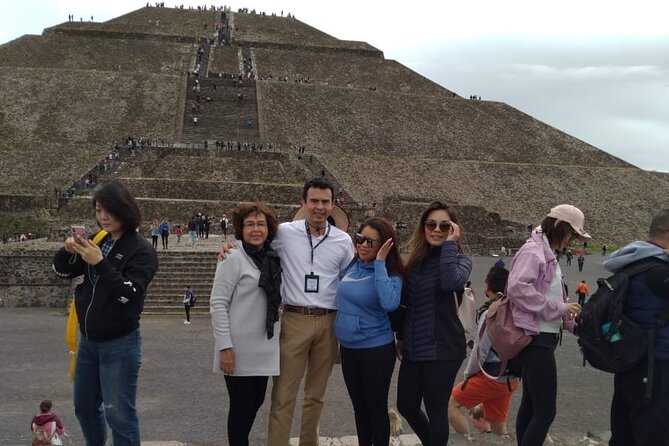 Private Tour Teotihuacan Tequila&quesadilla - Walking the Avenue of the Dead