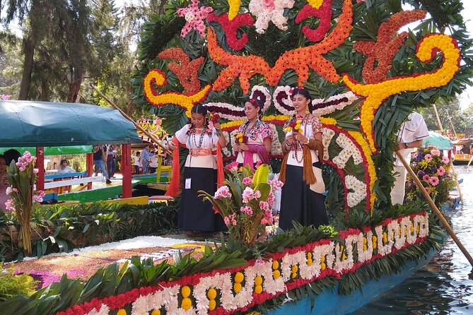 Private Tour: Xochimilco, Coyoacan and Frida Kahlo Museum - A private route through southern Mexico City