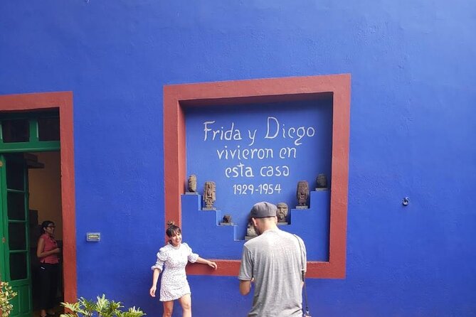 Private Tour: Xochimilco, Coyoacan and Frida Kahlo Museum - Xochimilco by colorful trajinera