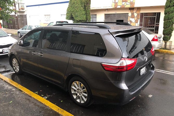 Private Transfer From Mexico City Airport to Downtown - What the vehicle and private format mean for your group