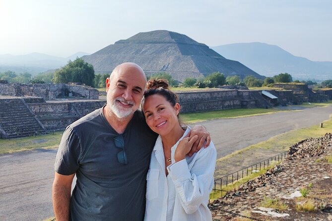 Private Transportation Pyramids of Teotihuacan + Breakfast in Cueva - Breakfast at La Cueva Teotihuacán