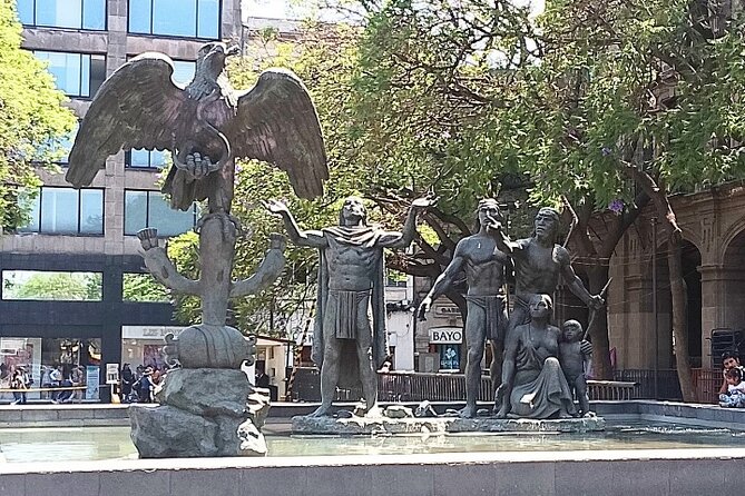 Private walk CDMX Historic Center + Museums + Tacos + Metro - Juárez and the road to Bellas Artes