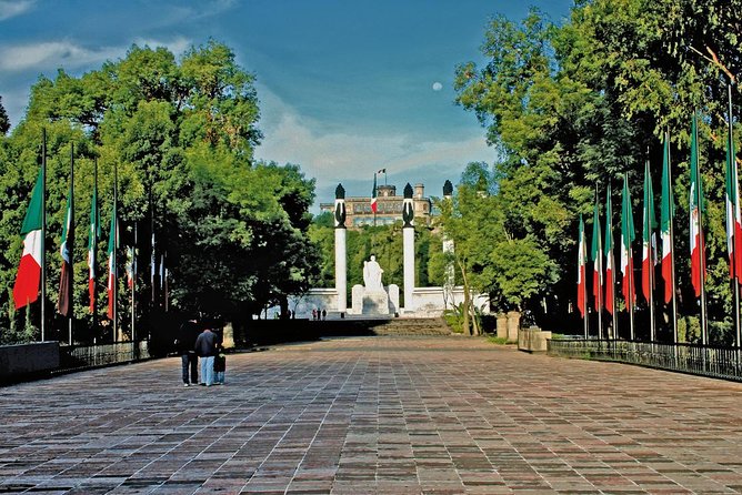 Private Walking Tour Anthropology Museum & Chapultepec Castle - Why these two Mexico City sights work together