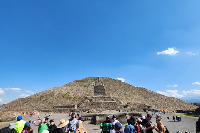Pyramids and Basilica of Guadalupe Tour with Round Transport - Why this Mexico City pairing works