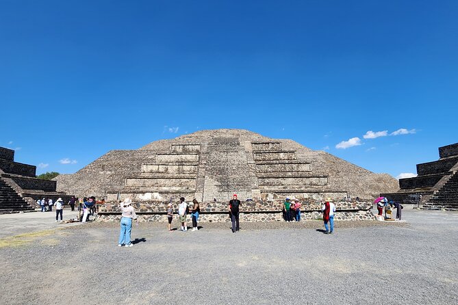 Pyramids and Basilica of Guadalupe Tour with Round Transport - FAQ