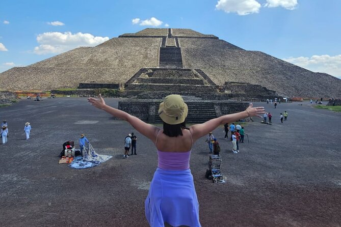 Pyramids of Teotihuacan without traps for tourists morning or afternoon - Key points at a glance