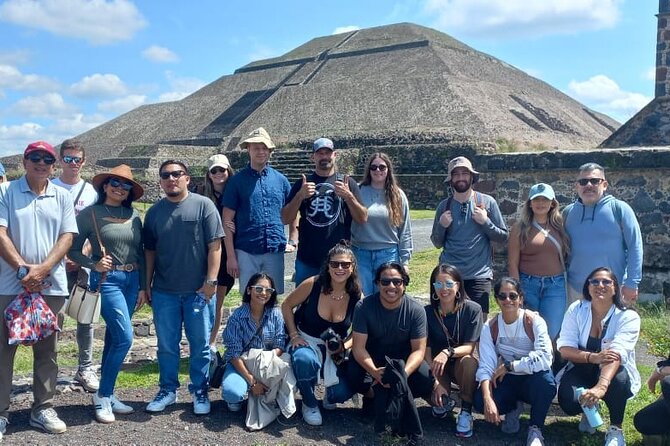 Pyramids of Teotihuacan without traps for tourists morning or afternoon - Free time, local crafts, and the ride home