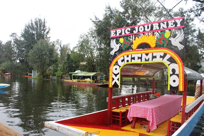 Riding Boats +Warm Mex Food+ Frida Kahlo's neighborhood (private) - Key points to know before booking