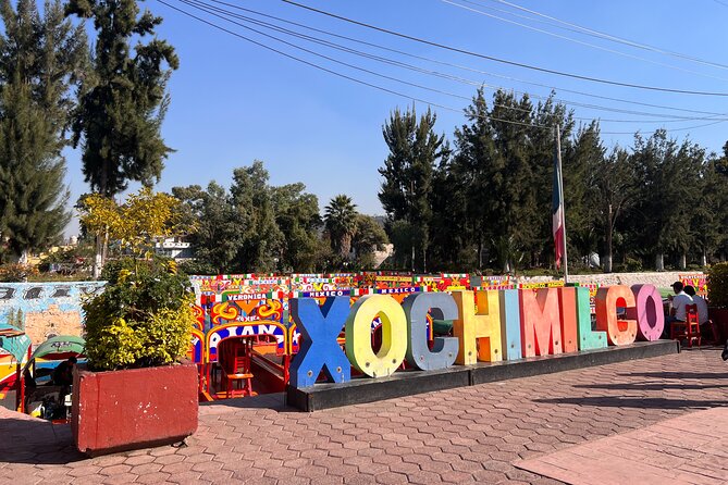 Riding Boats +Warm Mex Food+ Frida Kahlo's neighborhood (private) - Who should book this half-day outing?