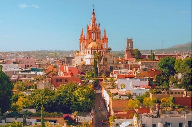 San Miguel De Allende Private Transfer From Mexico City - How the $650 price works for different groups