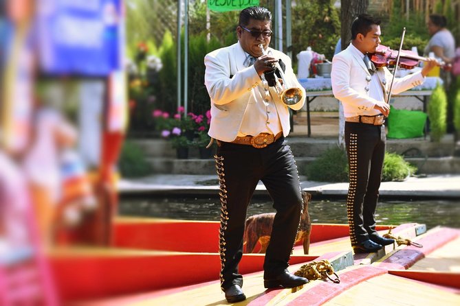 Small Group: Discover Xochimilco, Coyoacán, Frida Kahlo Museum and House - Inside Frida Kahlo’s Blue House