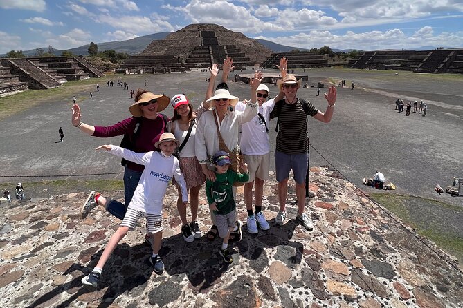 Small group: Teotihuacan, Basilica of Guadalupe and Tlatelolco - The Basilica of Guadalupe and Tepeyac Hill