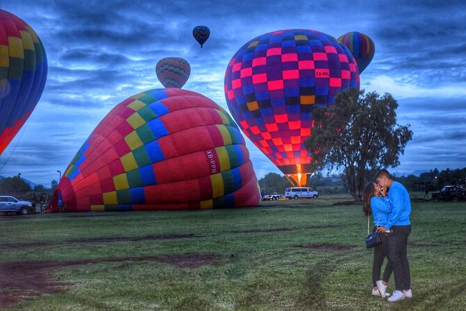 Sunrise HotAir Balloon Adventure Over Teotihuacan's Pyramids - Leaving Mexico City at 4:30 am