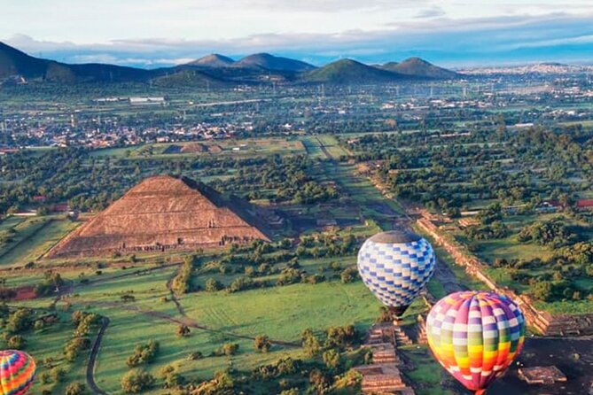 Sunrise HotAir Balloon Adventure Over Teotihuacan's Pyramids - What makes the transport service useful