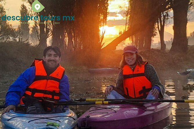 Sunrise Kayak Tour in Xochimilco - Volcano views, birds, bats, and wetland plants
