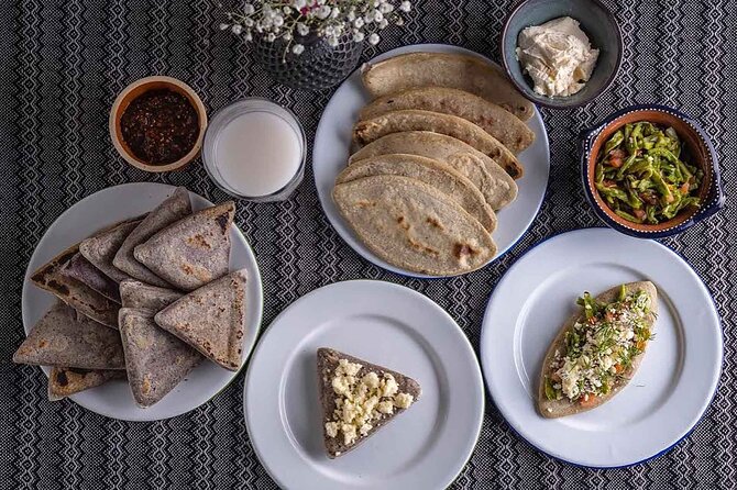 Tacos and Mezcal Experience in Polanco! - What the six-mezcal tasting adds