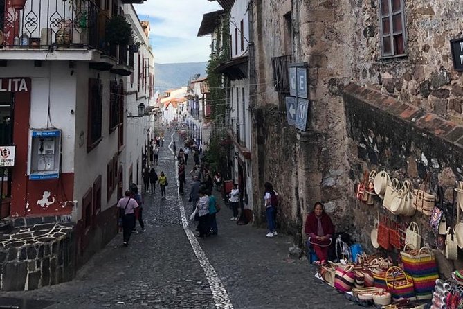 Taxco and Cuernavaca Tour - Taxco and the drama of Santa Prisca