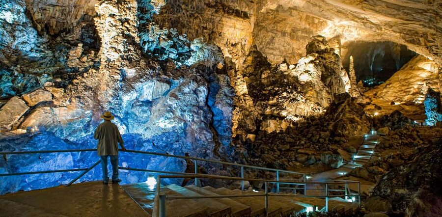 Taxco, Cacahuamilpa Caves and Cuernavaca Full-Day Tour - One day, three very different Mexican stops