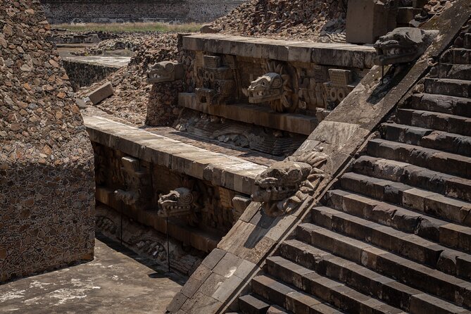 Teotihuacán 3 Pyramids Tour with Cave Breakfast + Transportation - The Temple of Quetzalcóatl and the second archaeological stop