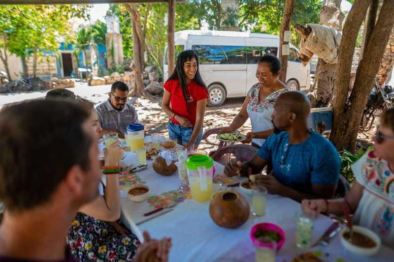 Teotihuacan Adventure: Private Tour & Lunch from Mexico City - How the food portion fits into the day