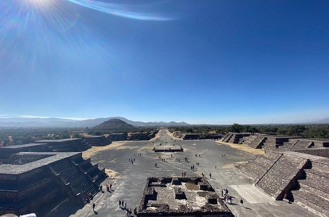 Teotihuacan Archaeology Tours - The Moon Pyramid and the city’s grand axis