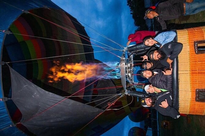 Teotihuacan balloon flight with cave breakfast and CDMX pickup - Walking the Avenue of the Dead and the pyramids