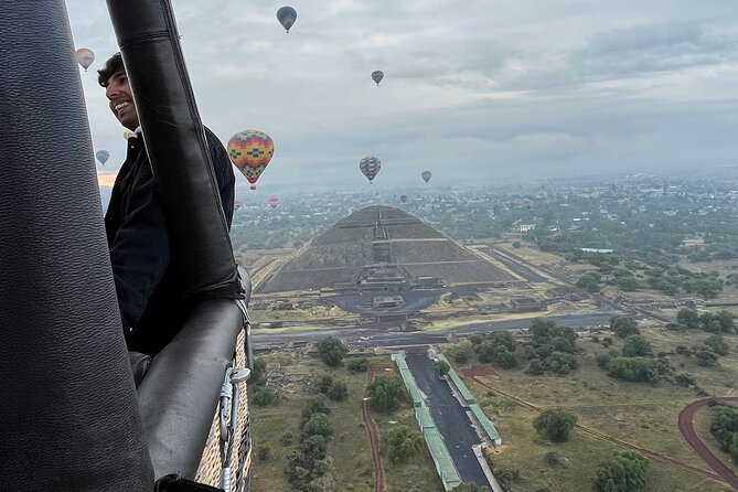 Teotihuacan balloon flight with cave breakfast + pyramids - Why seeing Teotihuacan from a balloon matters