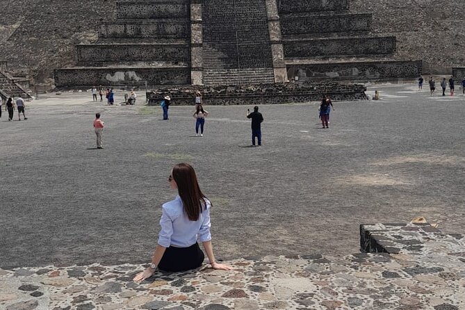 Teotihuacan + Basilica + Tlatelolco SHARED. - The Basilica of Guadalupe in one focused hour