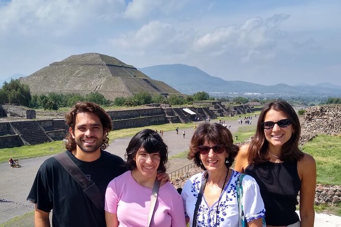 Teotihuacan + Basilica + Tlatelolco SHARED. - Shared transport, group size, and the real pace