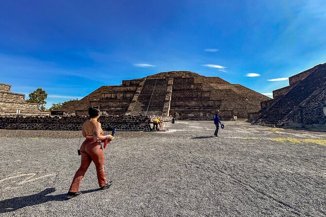 Teotihuacan Early Access Guided Tour with optional Lunch - Shared bus, private tour, and the real value of $39