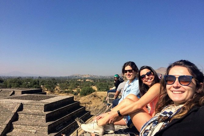 Teotihuacan Early Morning Tour: Avoid Crowds, & Expert Guide - Quetzalcóatl Temple and Quetzalpapálotl Palace