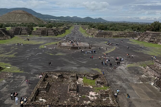 Teotihuacan : Full Tour Expert Guide and Hook-Free Transportation - Why the guide matters at Teotihuacan