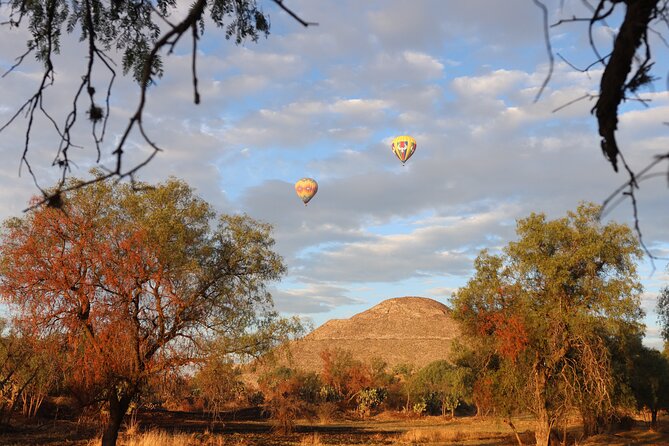 Teotihuacan Hot Air Balloon private or group tour - The Sun Ray Cave and the living side of the region