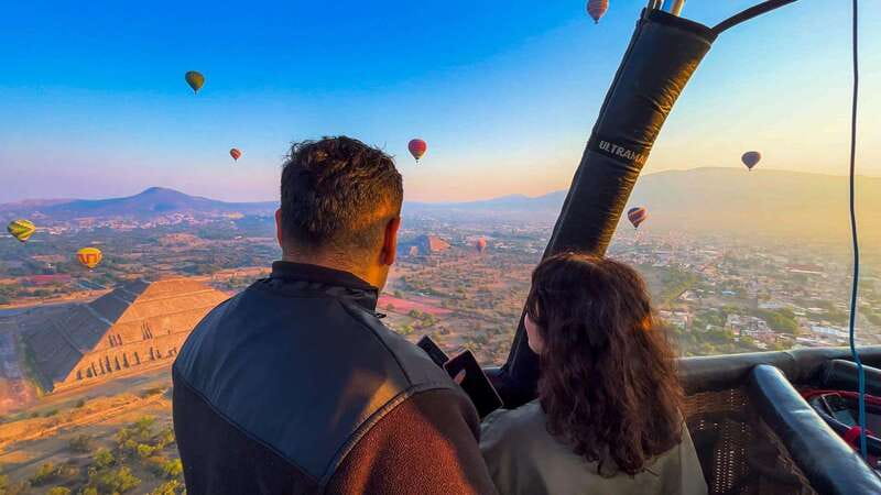Teotihuacan: Hot Air Balloon Ride with Breakfast & Transport - The launch area and safety briefing
