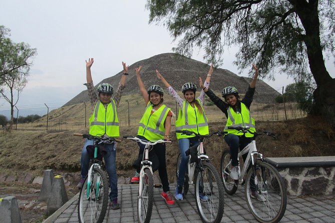 Teotihuacán plus Bike Tour - Local food, snacks, and the lunch question
