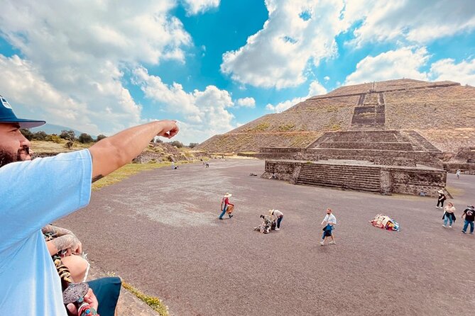 Teotihuacan Private Tour - Air-conditioning makes the long day easier