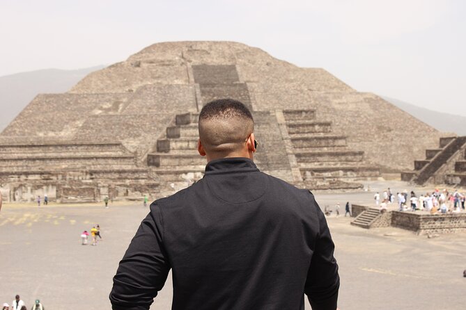 Teotihuacan Private Tour, Cave Breakfast and Transportation - Tasting pulque, tequila, mezcal, and xoconostle liquor