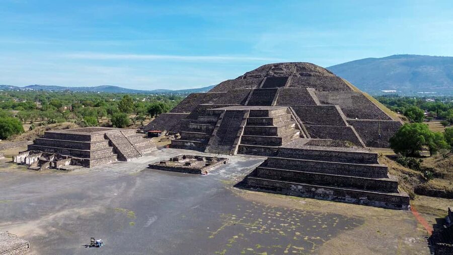 Teotihuacan Pyramids: Guided Tour with Entry Ticket Included - Why Teotihuacan works best with a guide
