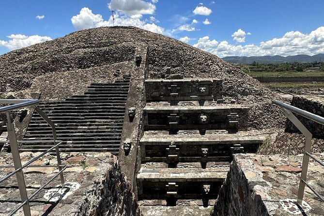 Teotihuacan Pyramids Private Tour from Mexico City - Walking the Avenue of the Dead
