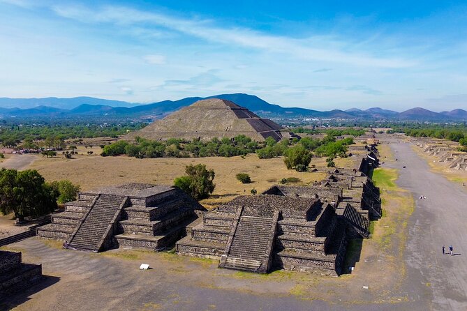 Teotihuacan Pyramids Skip-the-line Ticket - The Pyramid of the Sun and the main monuments