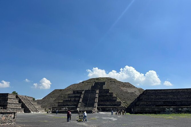 Teotihuacan Pyramids Tour from Mexico City - Walking the Avenue of the Dead